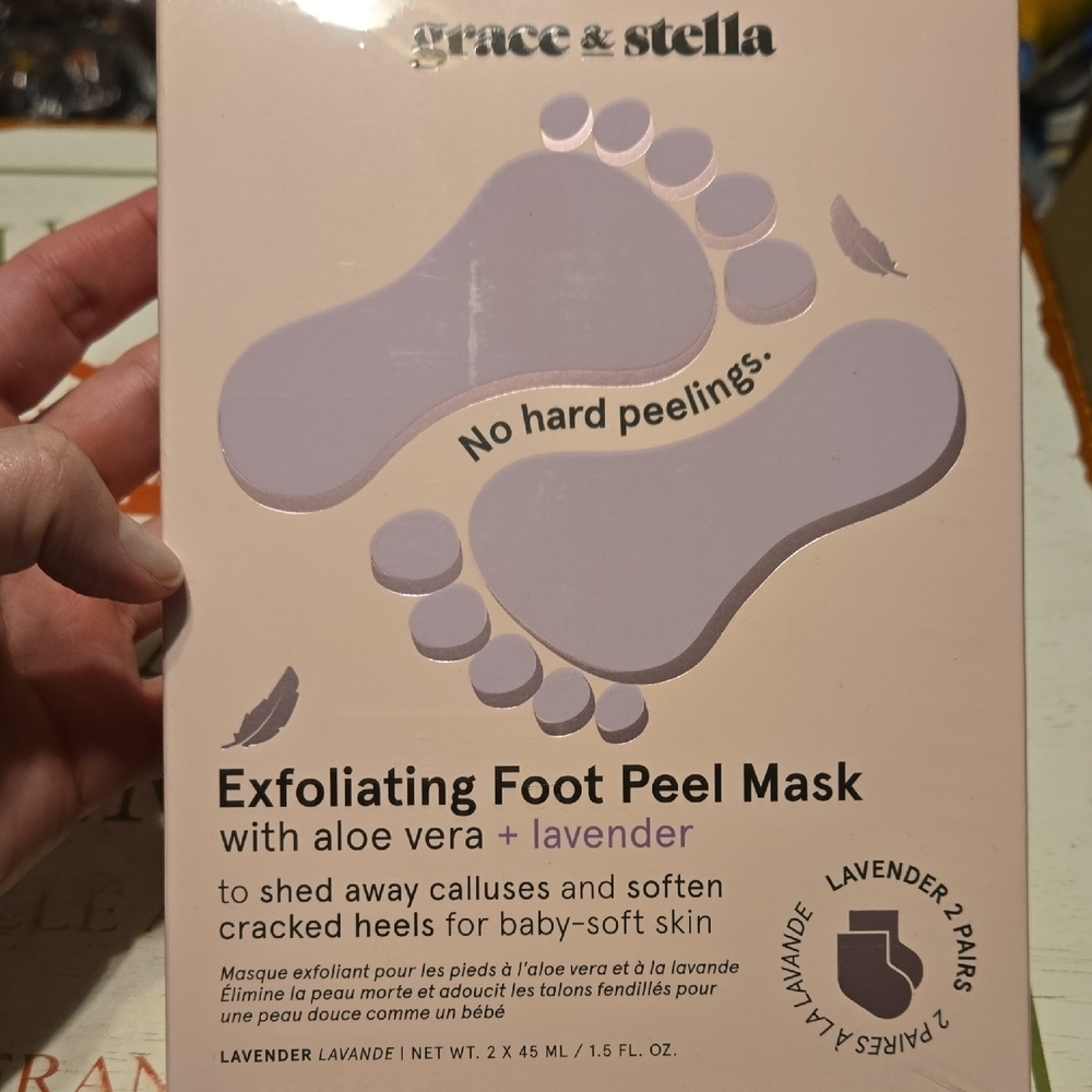 Grace & Stella Exfoliating Lavender Foot Peel Mask - 2 Pairs